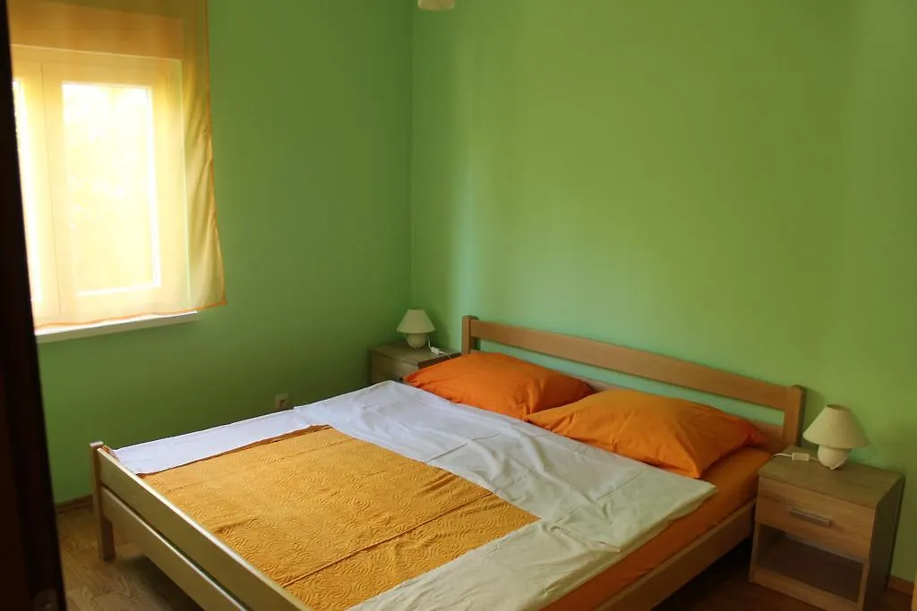 Apartment Ruby Mandre