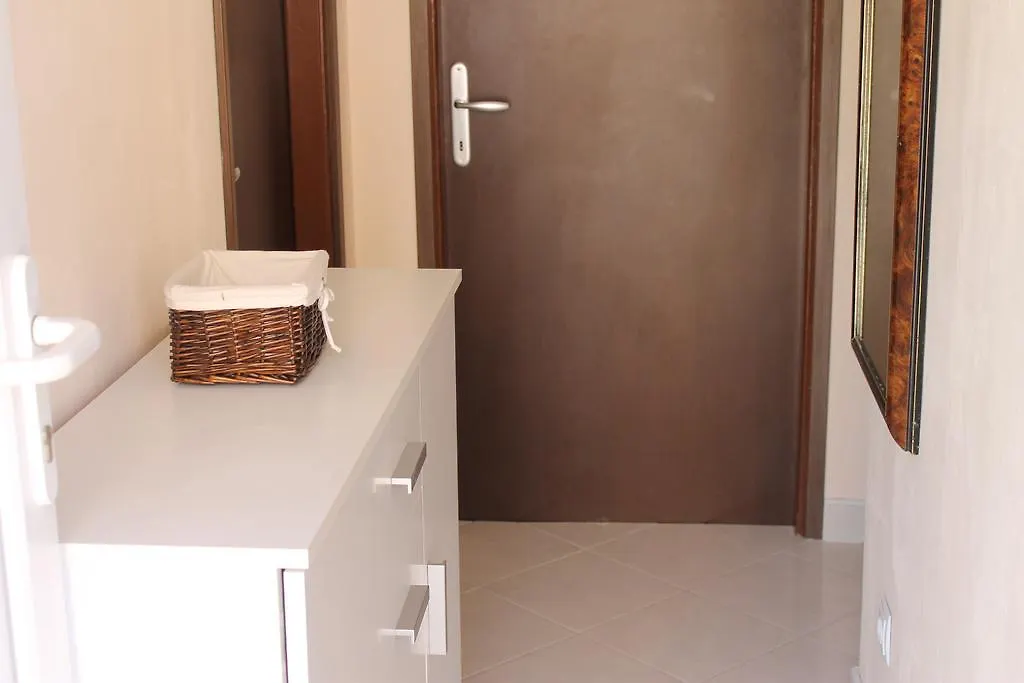 Apartment Ruby Mandre