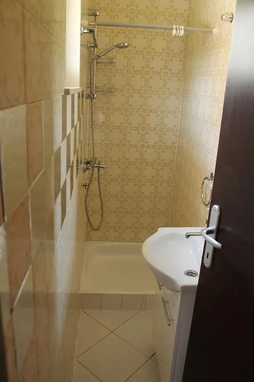 Apartment Ruby Mandre 0*,  Croatie