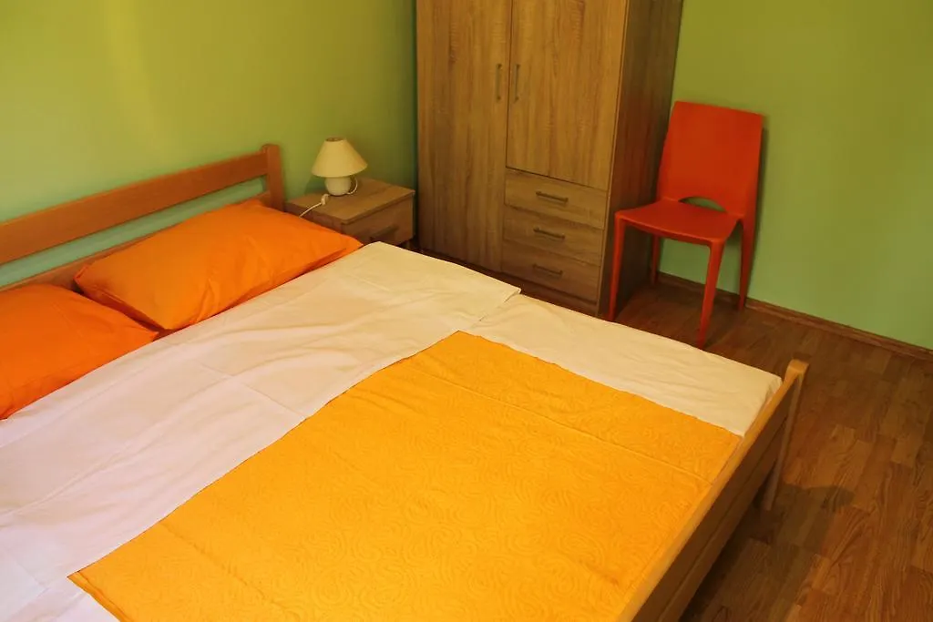 Apartment Ruby Mandre